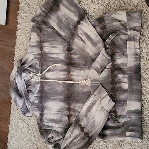 Week-end Urban Outfitters hooded long sleeve top